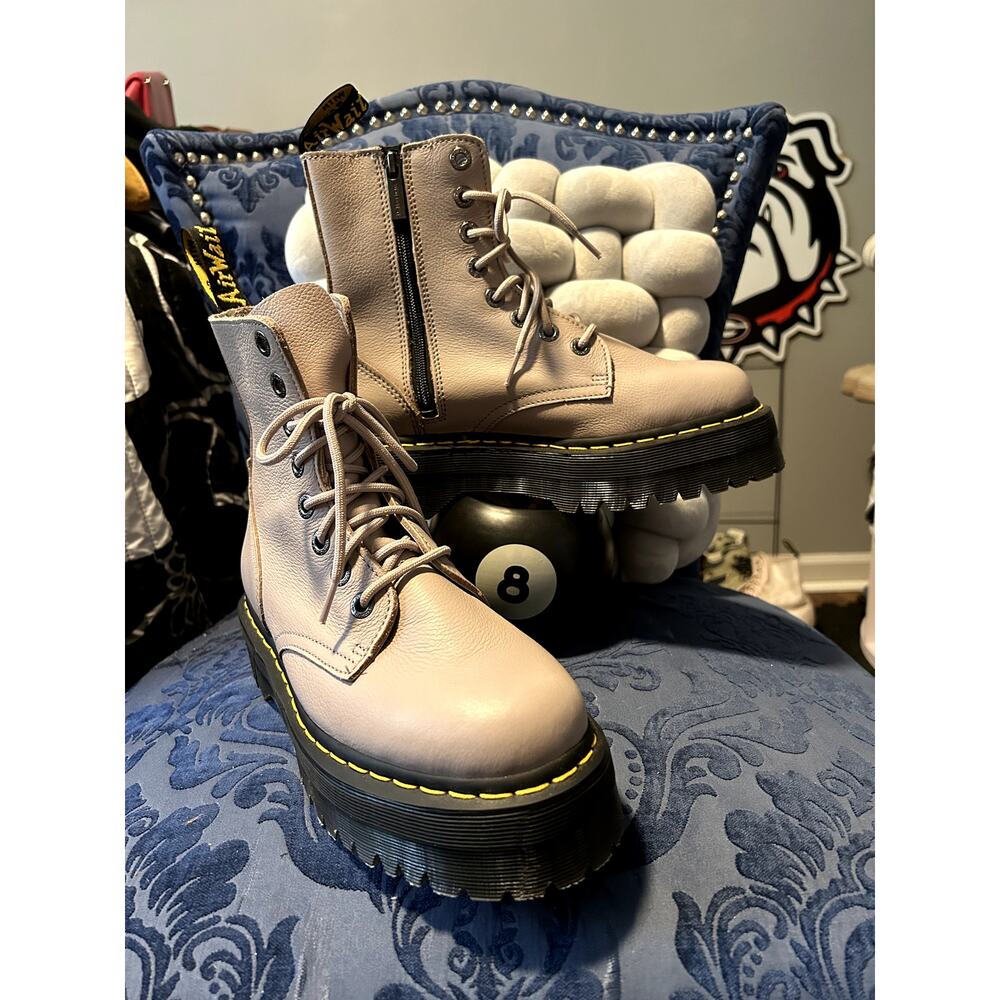 Dr Martens Taupe Jadon III Platform size 9/EU 41